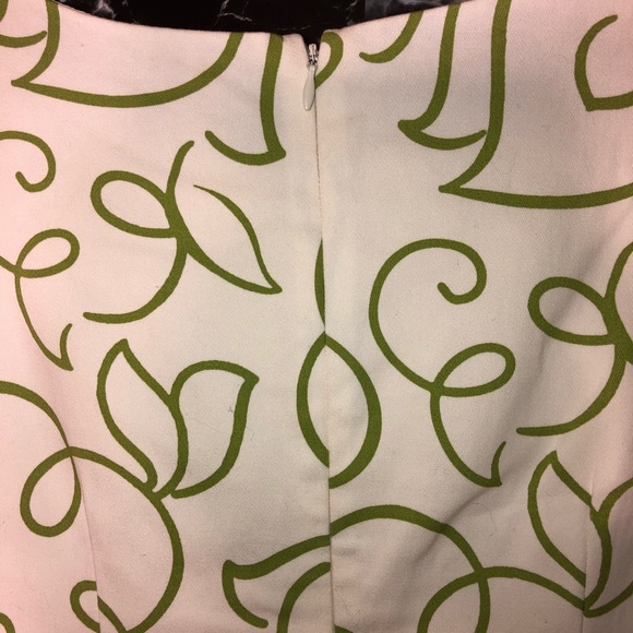 Ladies Dress - Picture 4 of 4